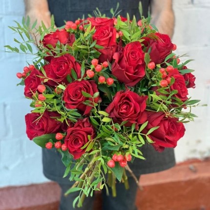 Букет из красных роз "Огонь" - купить с доставкой в Астрахани